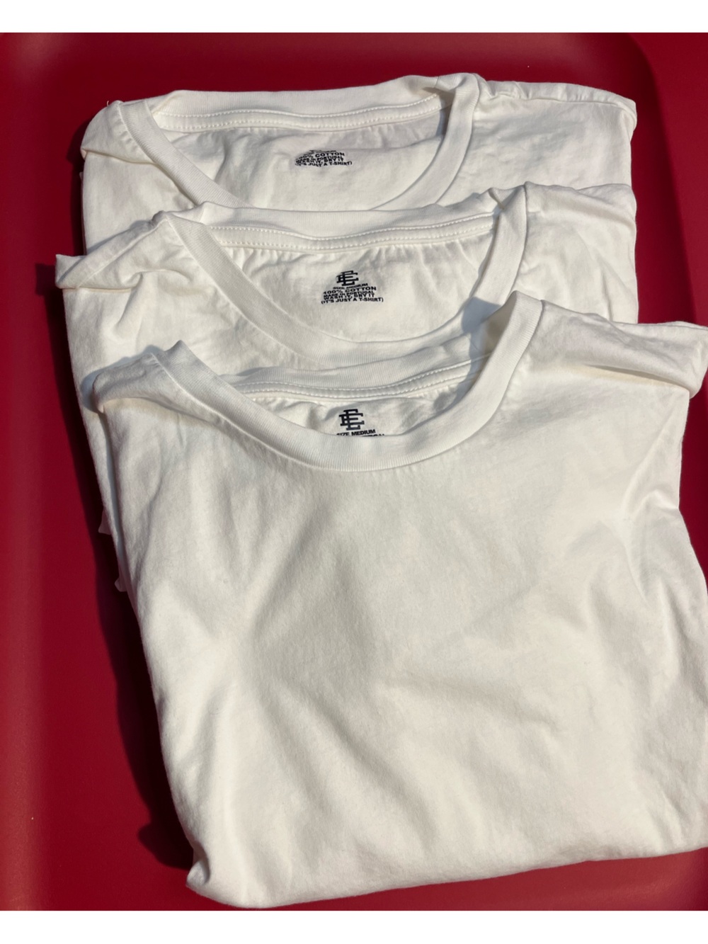 Eric Emanuel
(EE) white short-sleeve crew neck 100% Supima Cotton t-shirt Med